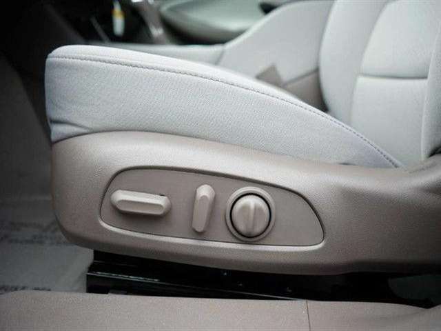 2017 Chevrolet Malibu LT 4dr Sedan